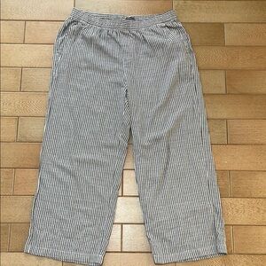 Old Navy Dark Gray and White Striped Wide Leg Pants